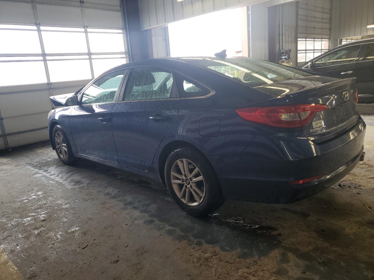 2015 Hyundai Sonata - Image 2