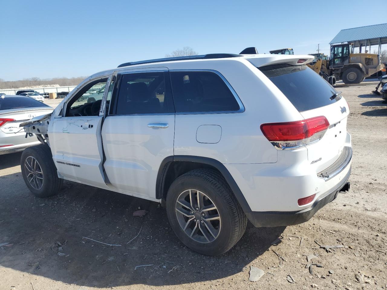 2019 Jeep Grand Cherokee - Image 2