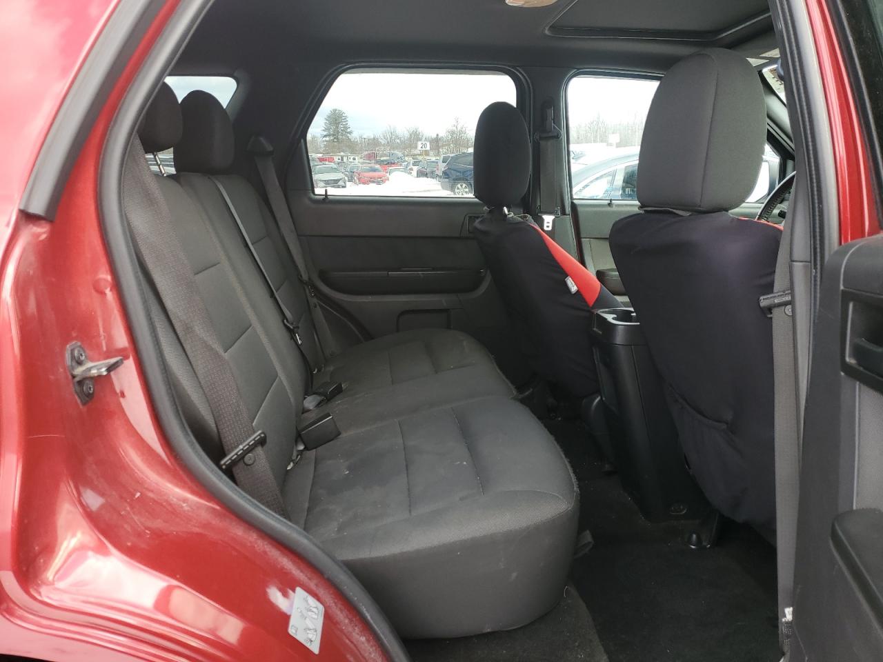 2010 Ford Escape - Image 11