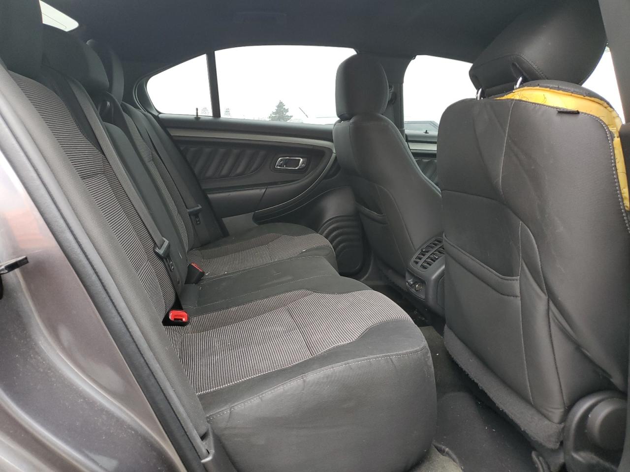 2014 Ford Taurus - Image 10