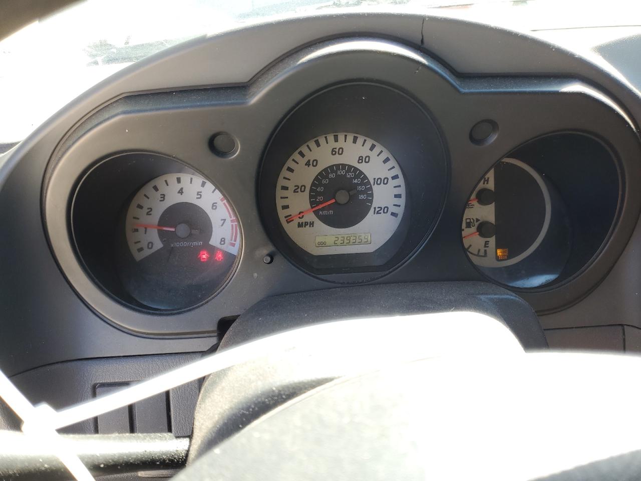 2004 Nissan Navara (Frontier) - Image 9