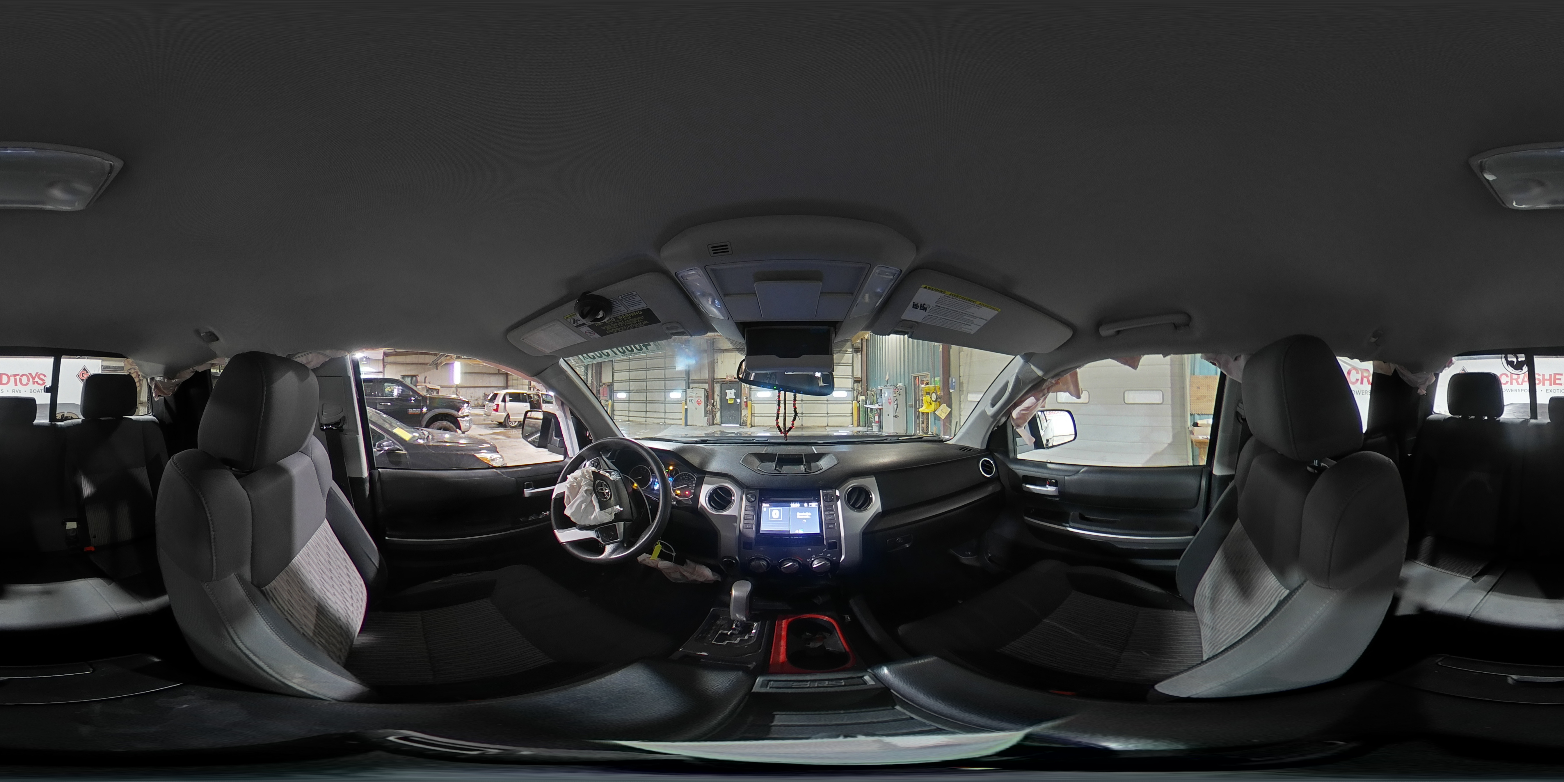 2014 Toyota Tundra - Image 13