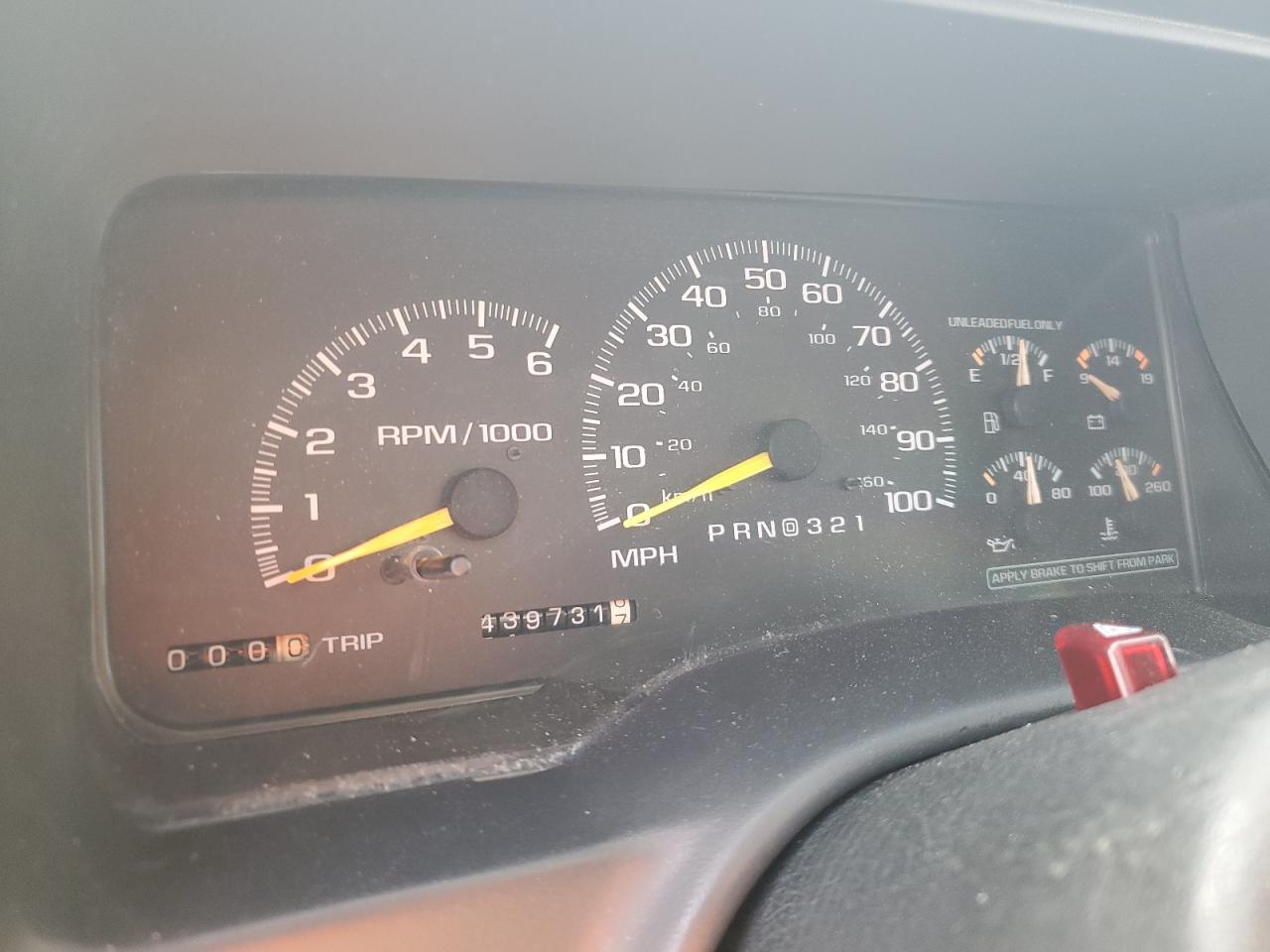 1999 Chevrolet Tahoe - Image 9