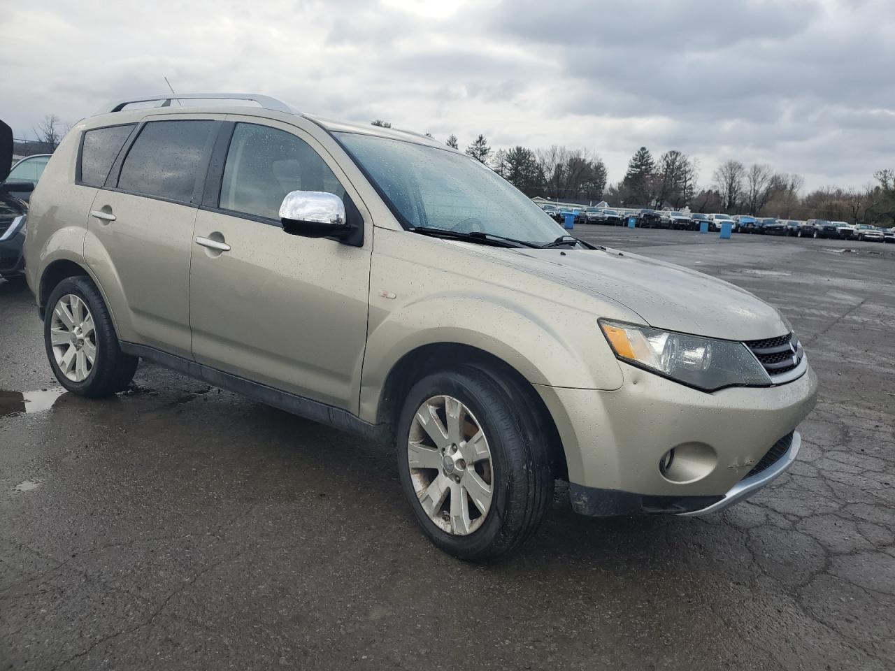 2007 Mitsubishi Outlander - Image 4