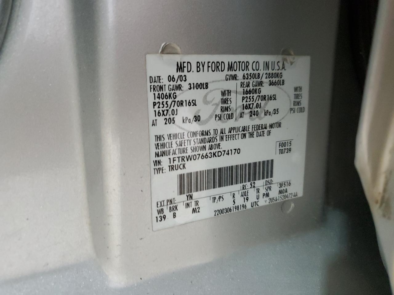 2003 Ford F-150 - Image 12