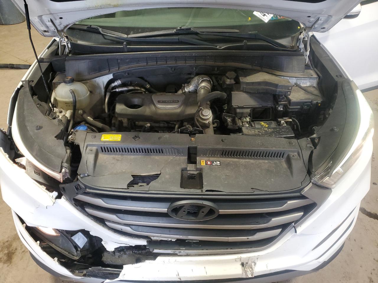 2016 Hyundai Tucson - Image 12
