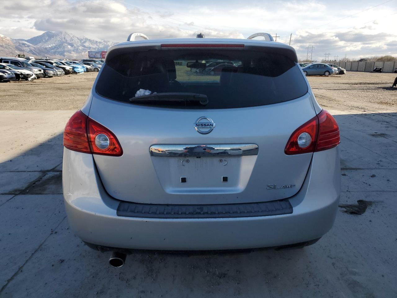 2011 Nissan Rogue - Image 6