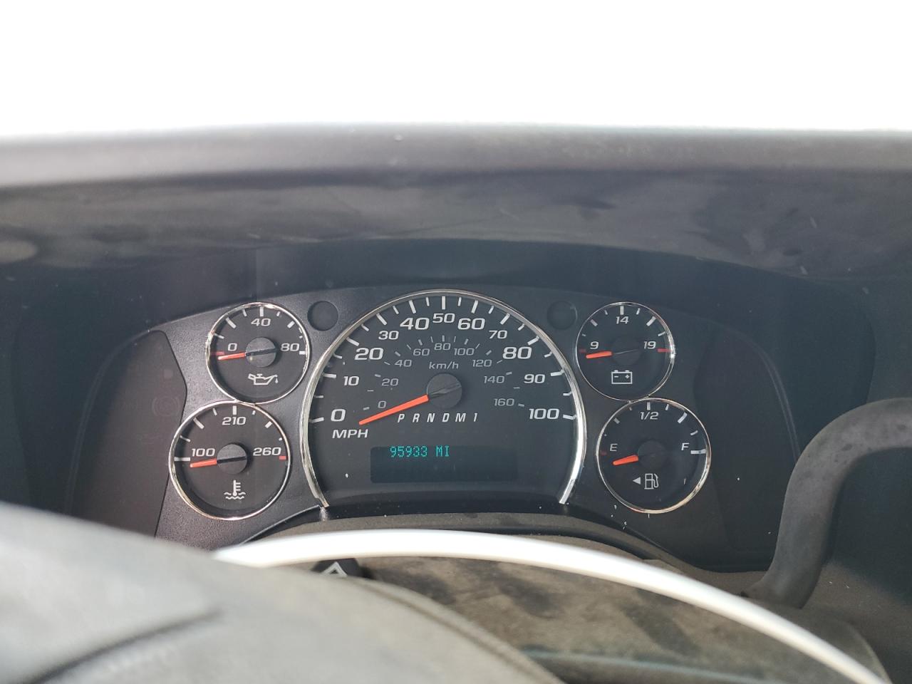 2018 Chevrolet Express G2500 VIN: 1GCWGAFP1J1199510 Lot: 50699355