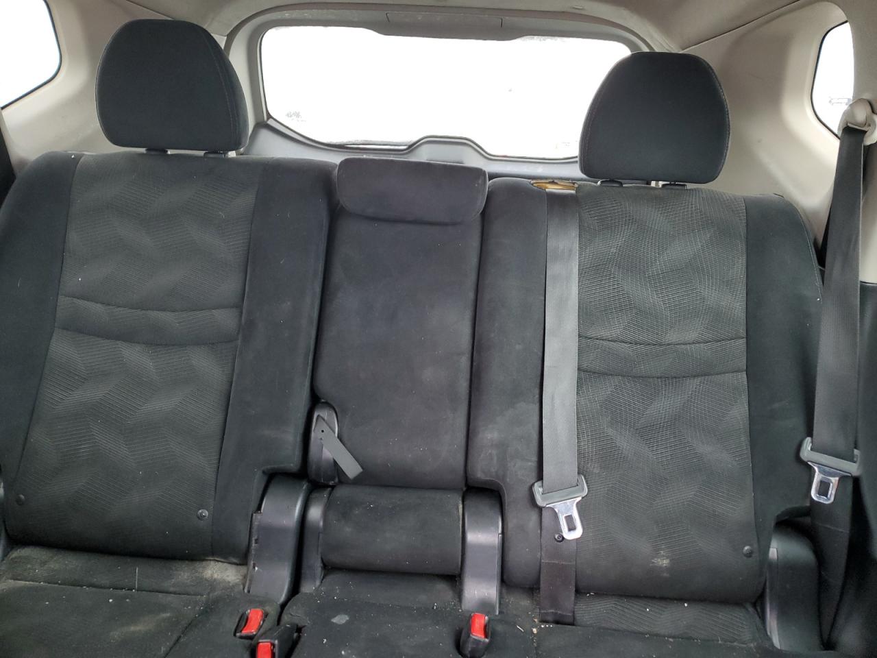 2014 Nissan Rogue - Image 10