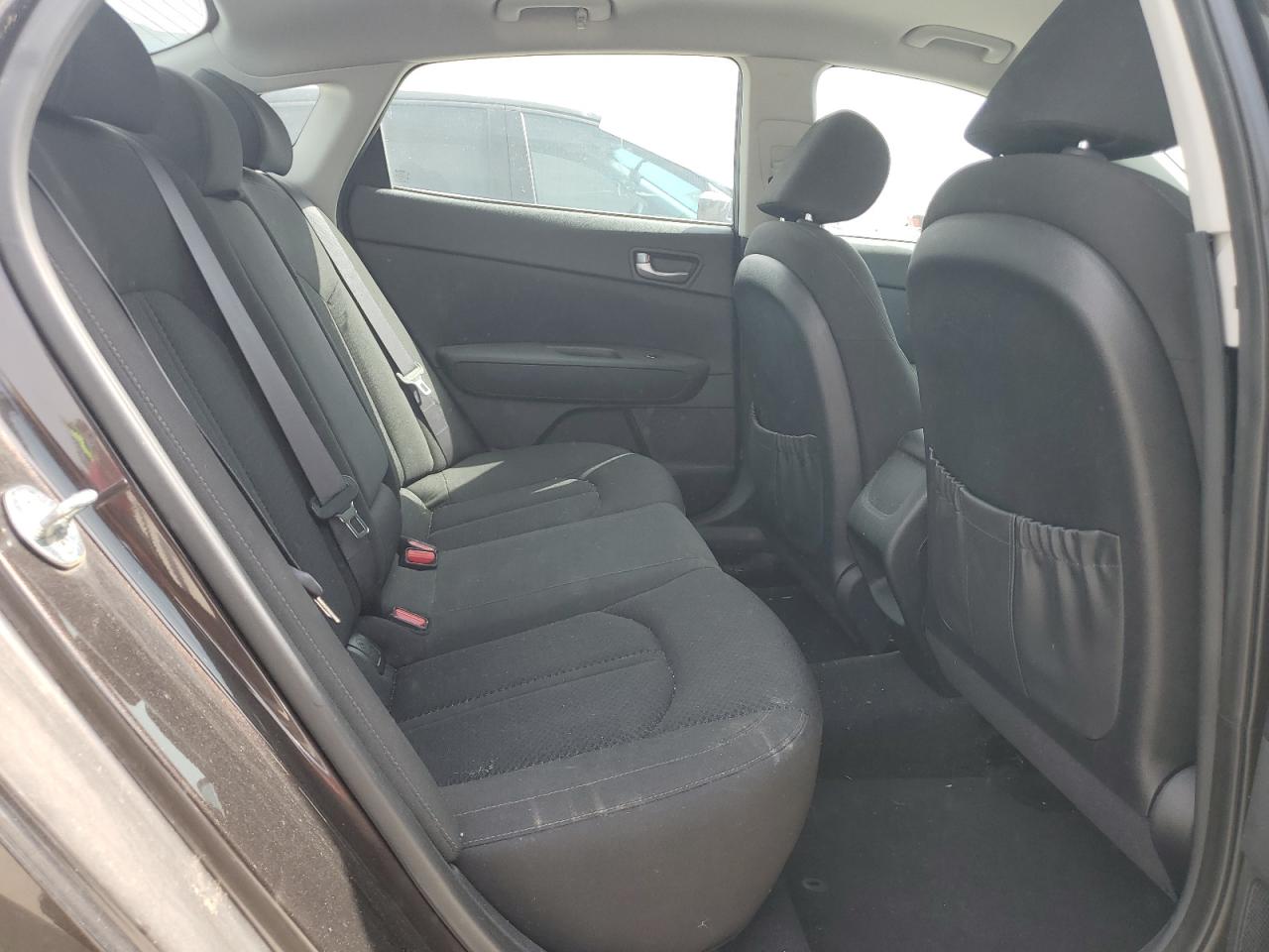 2018 Kia Optima - Image 10