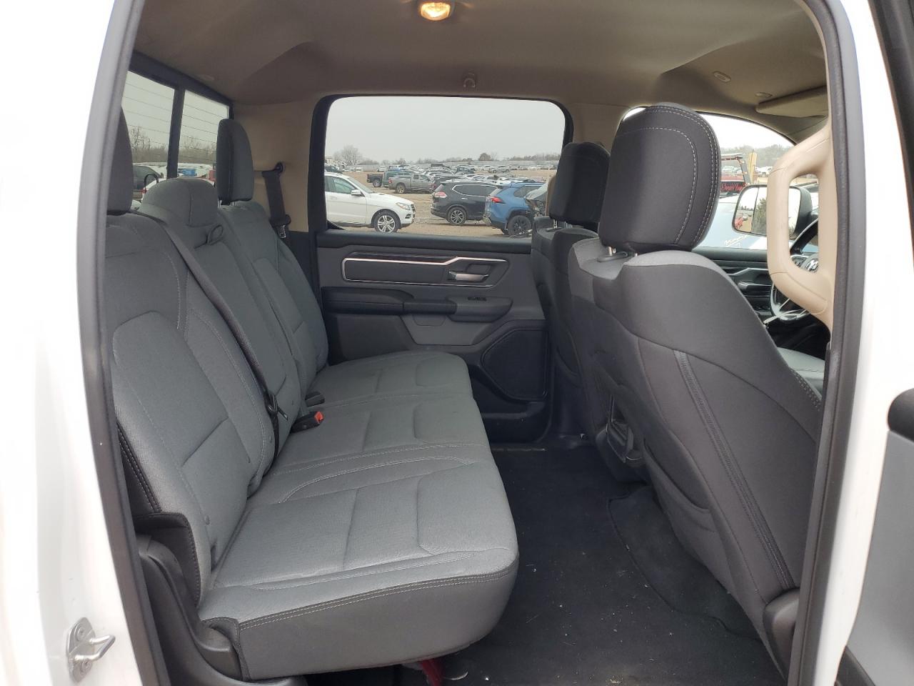 2019 RAM 1500 - Image 10