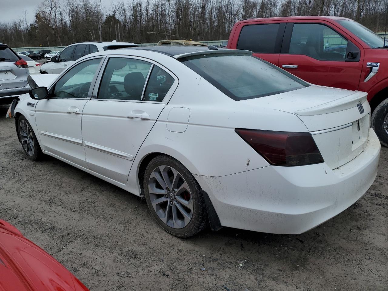 2009 Honda Accord - Image 2