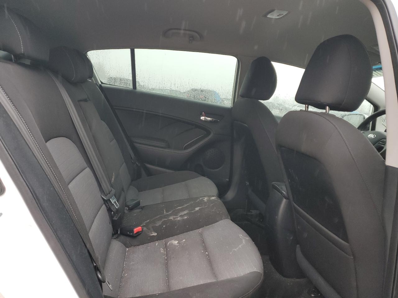 2016 Kia Forte - Image 10