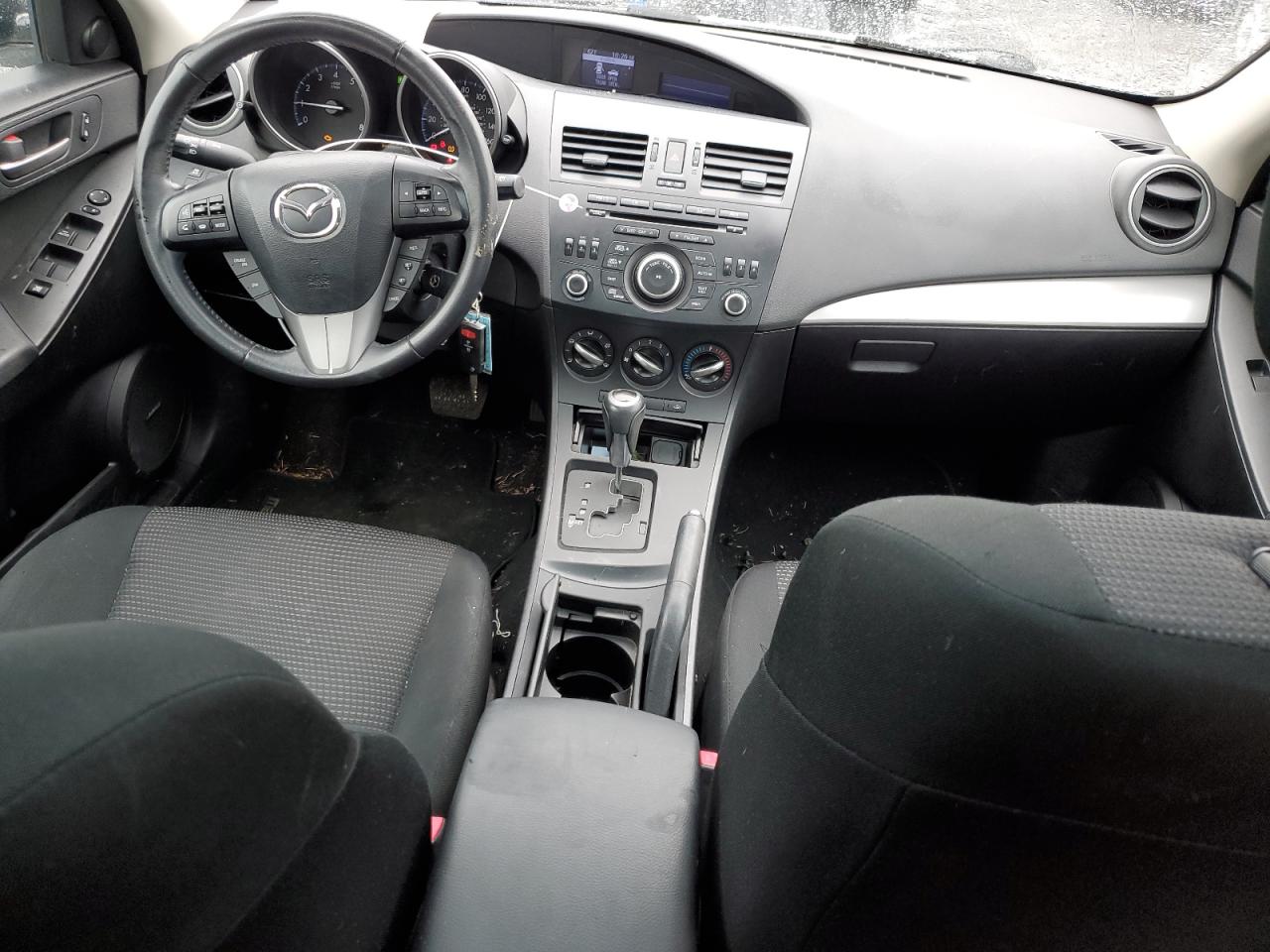2012 Mazda 3 - Image 8