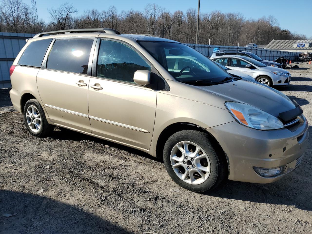 2005 Toyota Sienna - Image 4