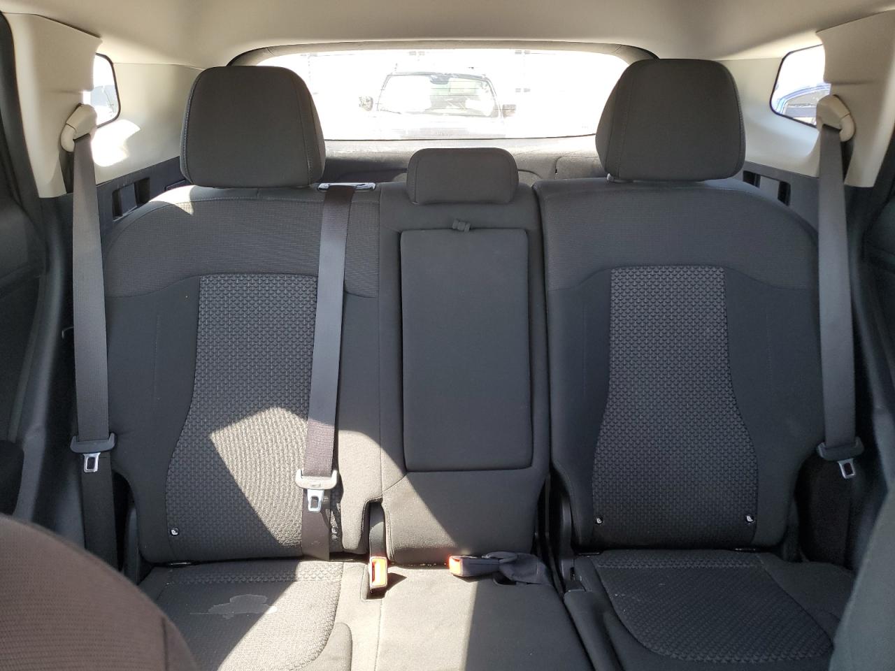2024 Kia Sportage - Image 10