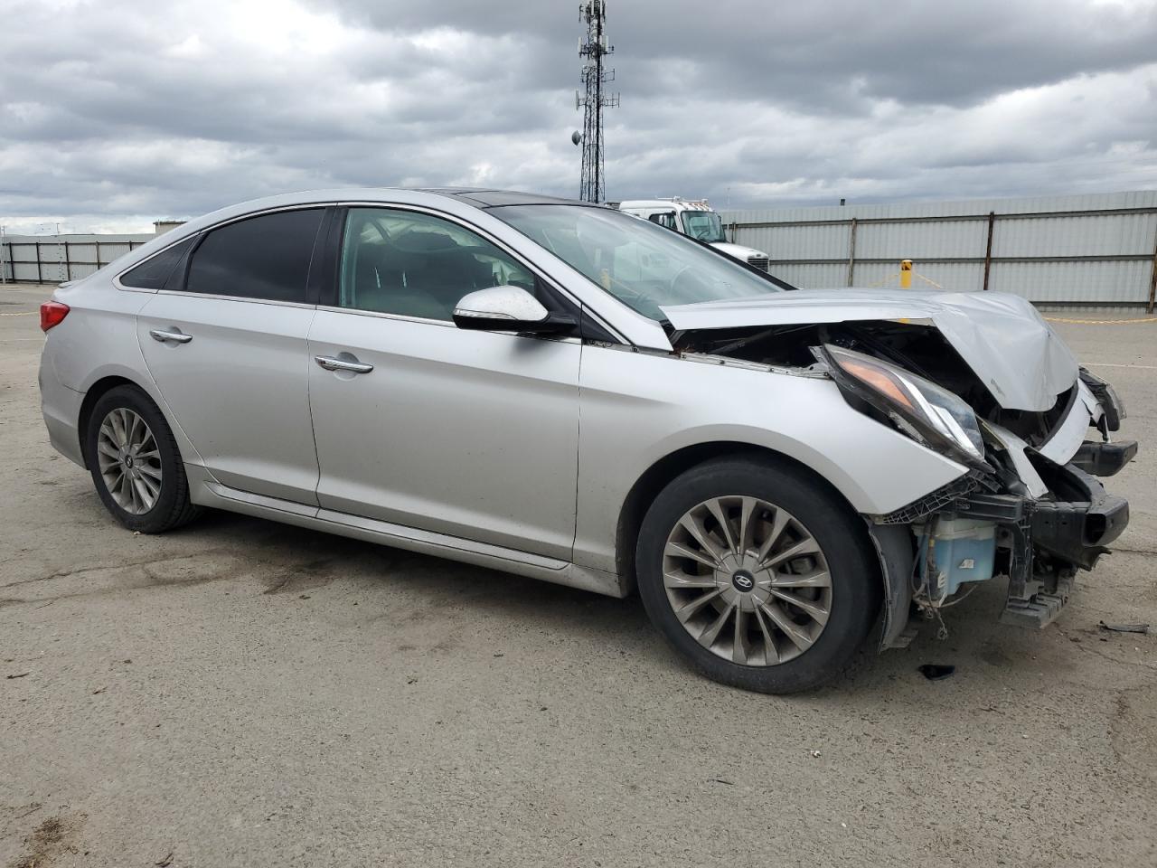 2015 Hyundai Sonata - Image 4