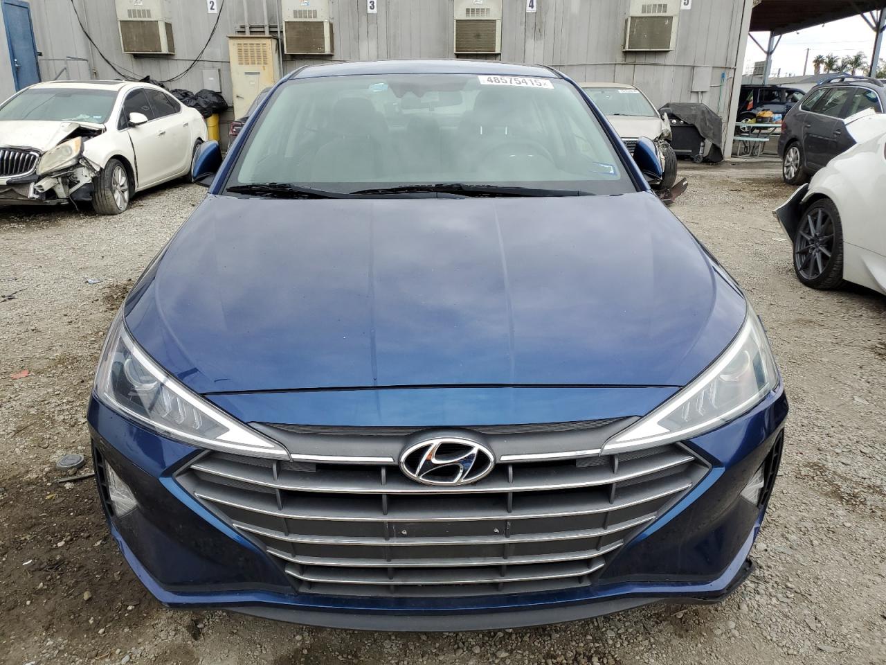 2019 Hyundai Elantra - Image 5