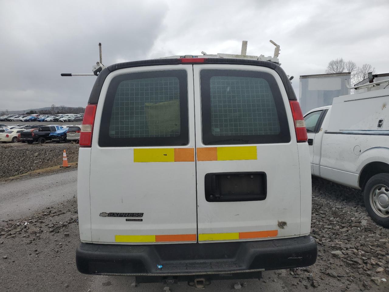 1GCWGFCF3F1228960 2015 Chevrolet Express G2500