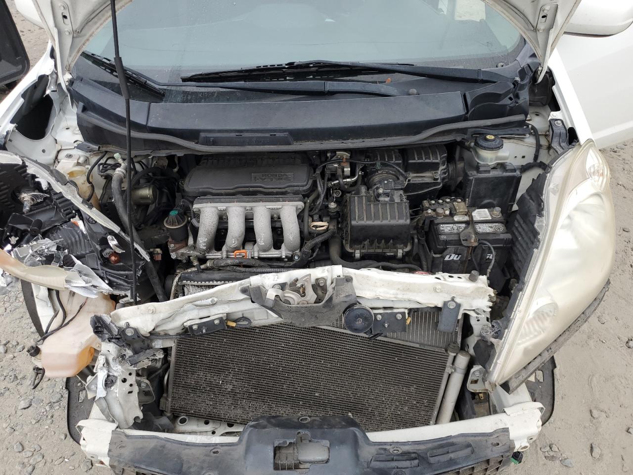 2011 Honda Fit - Image 11