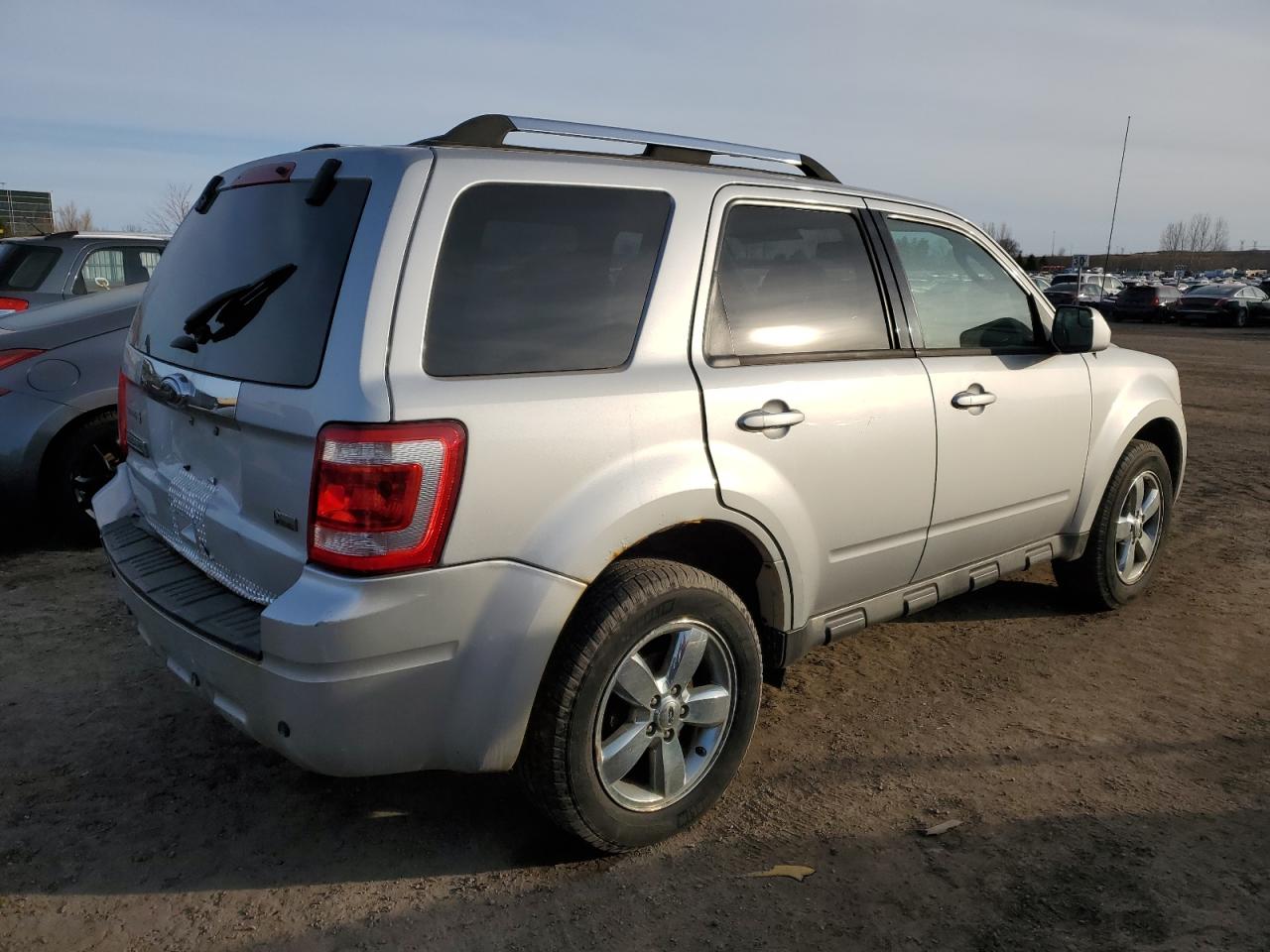 2011 Ford Escape - Image 3