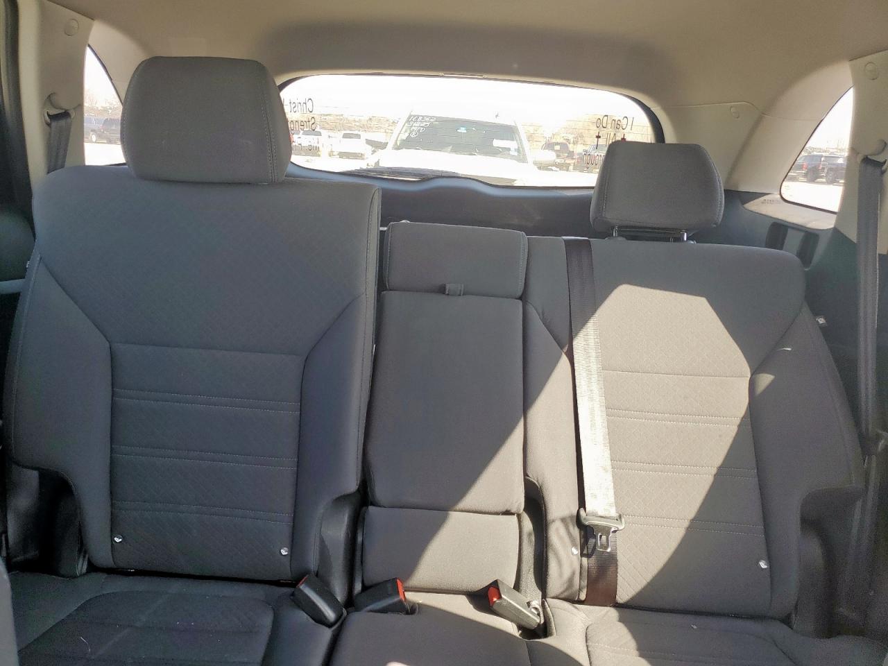 2016 Kia Sorento - Image 10
