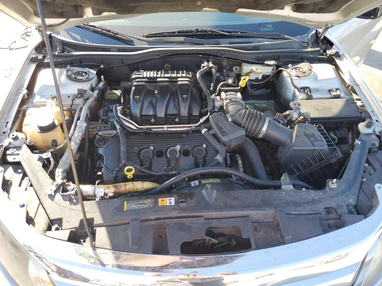 2012 Ford Fusion - Image 11