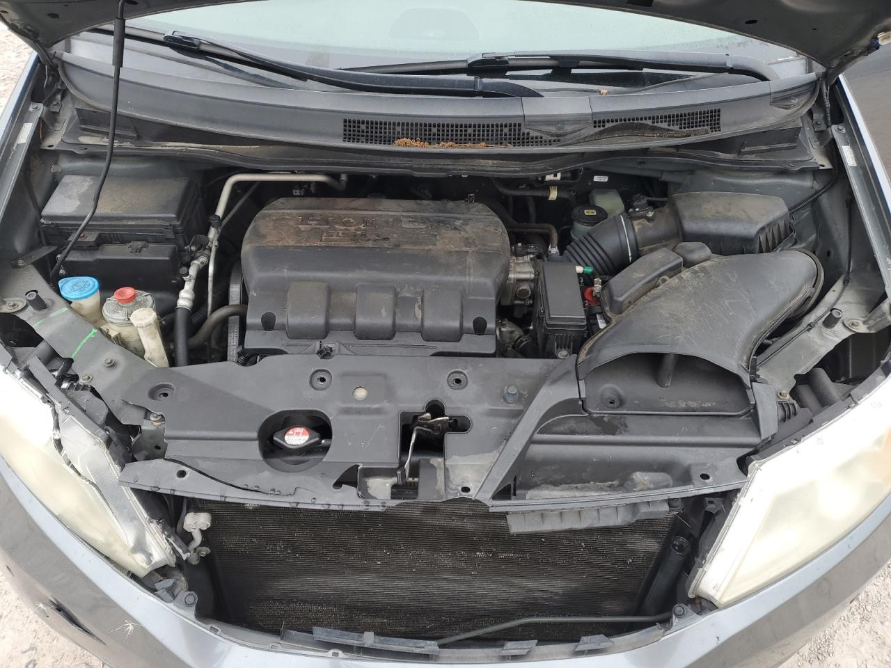 2012 Honda Odyssey - Image 12
