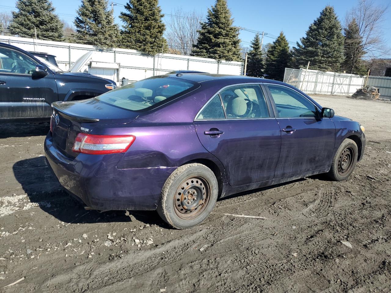 2011 Toyota Camry - Image 3