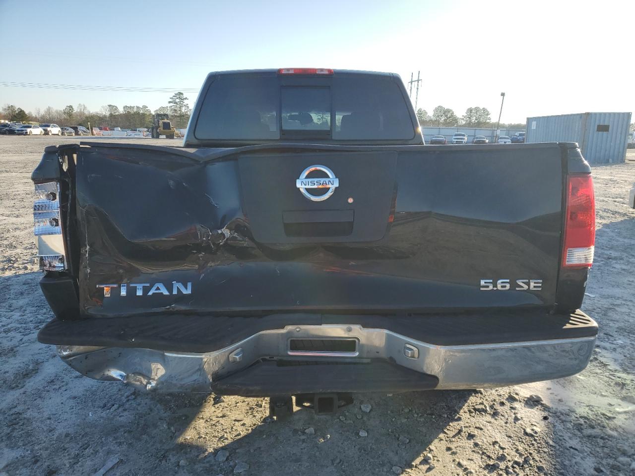 2005 Nissan Titan - Image 6