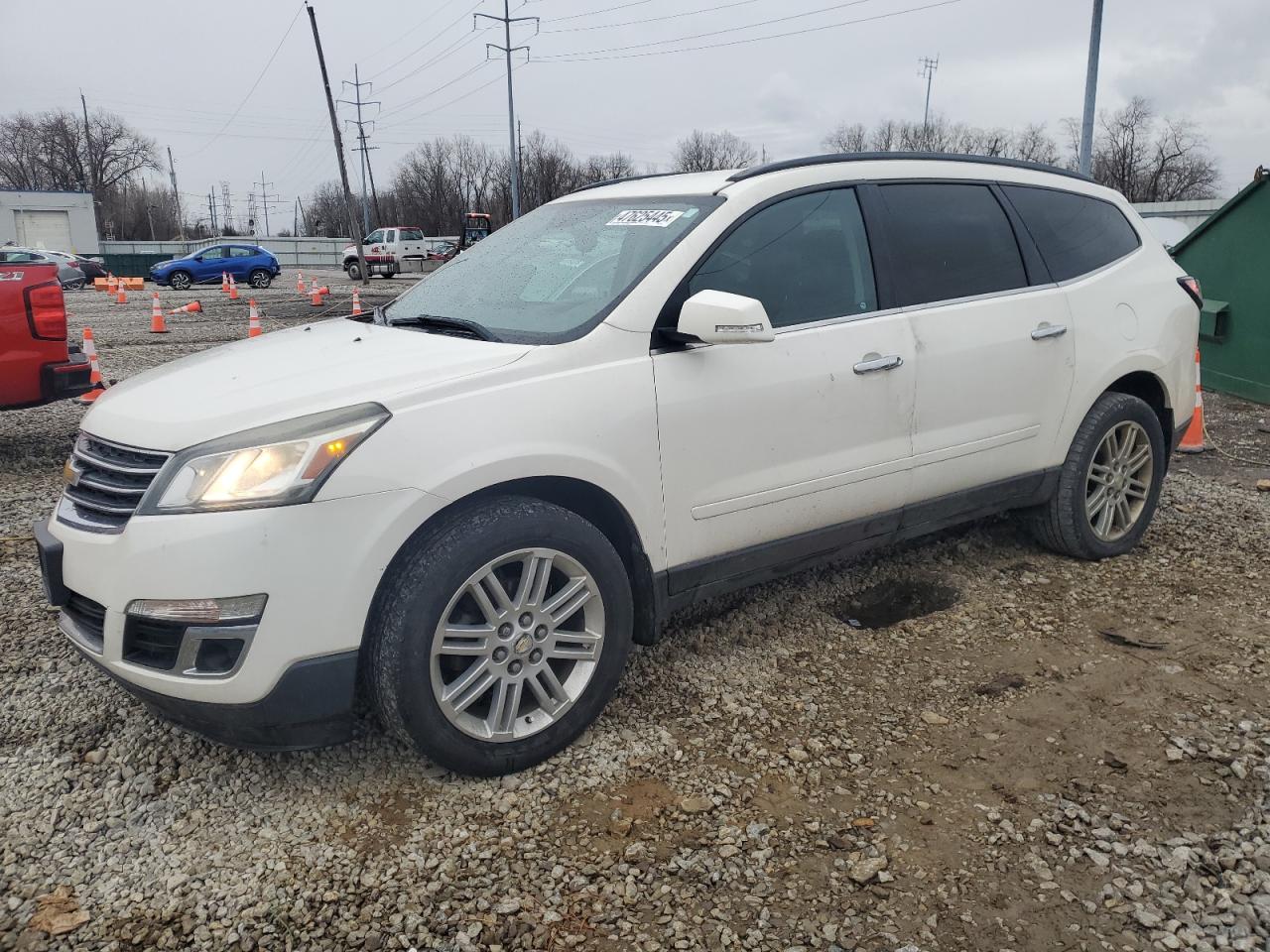 2015 Chevrolet Traverse Lt for Sale in Columbus, OH - Side