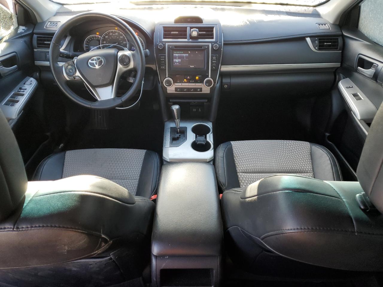 2014 Toyota Camry - Image 8