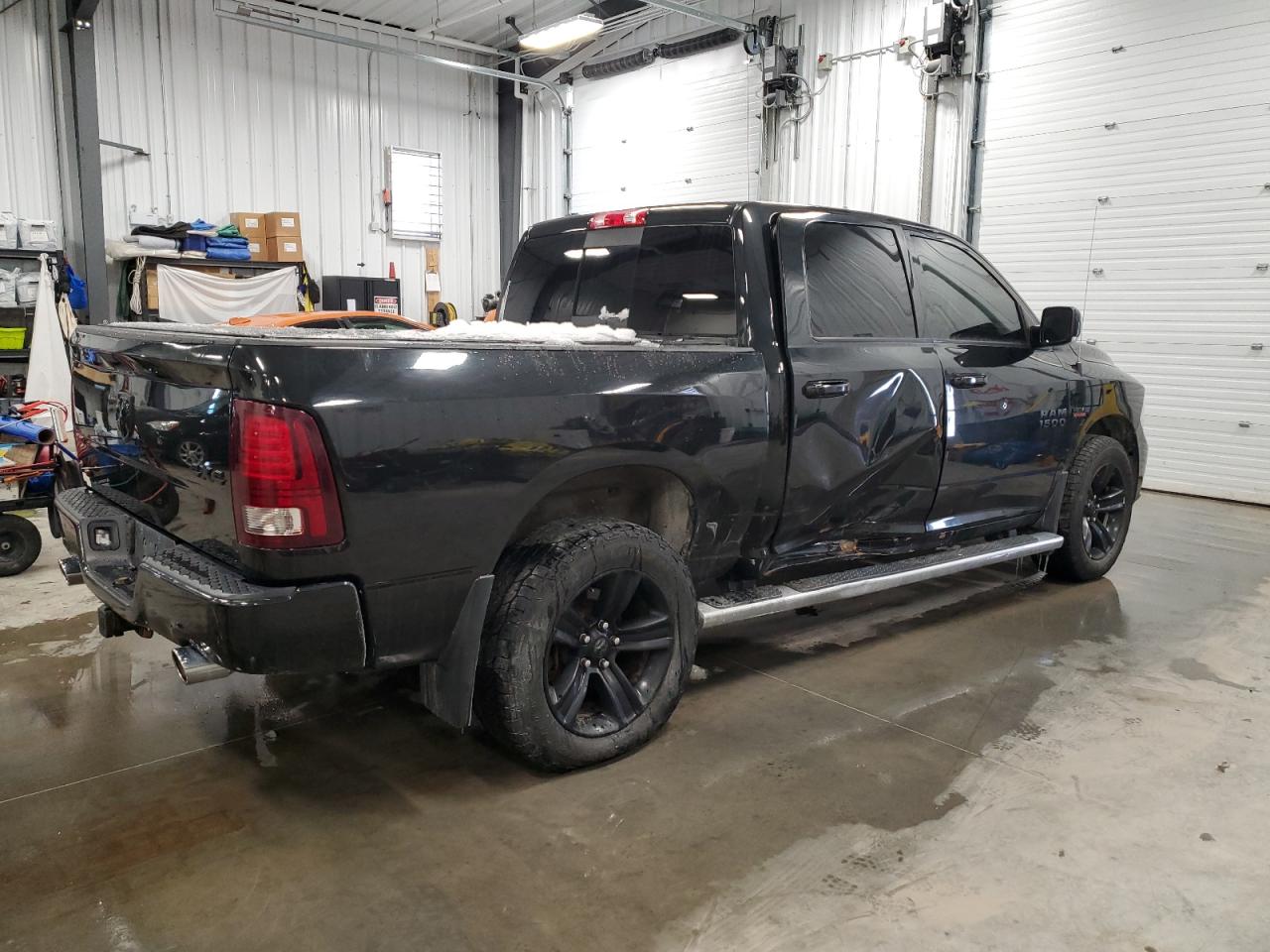 2016 RAM 1500 - Image 3