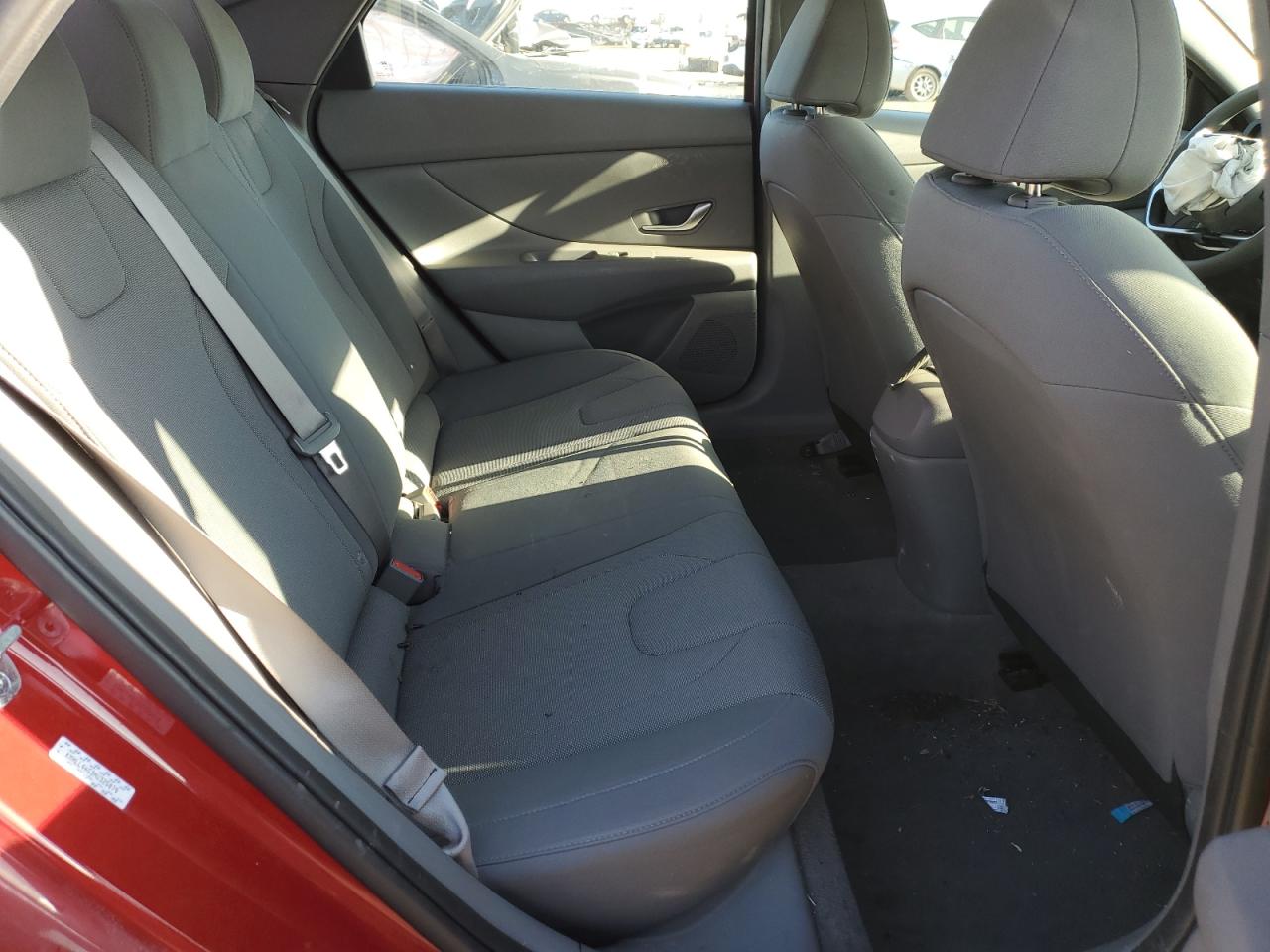 2022 Hyundai Elantra - Image 10