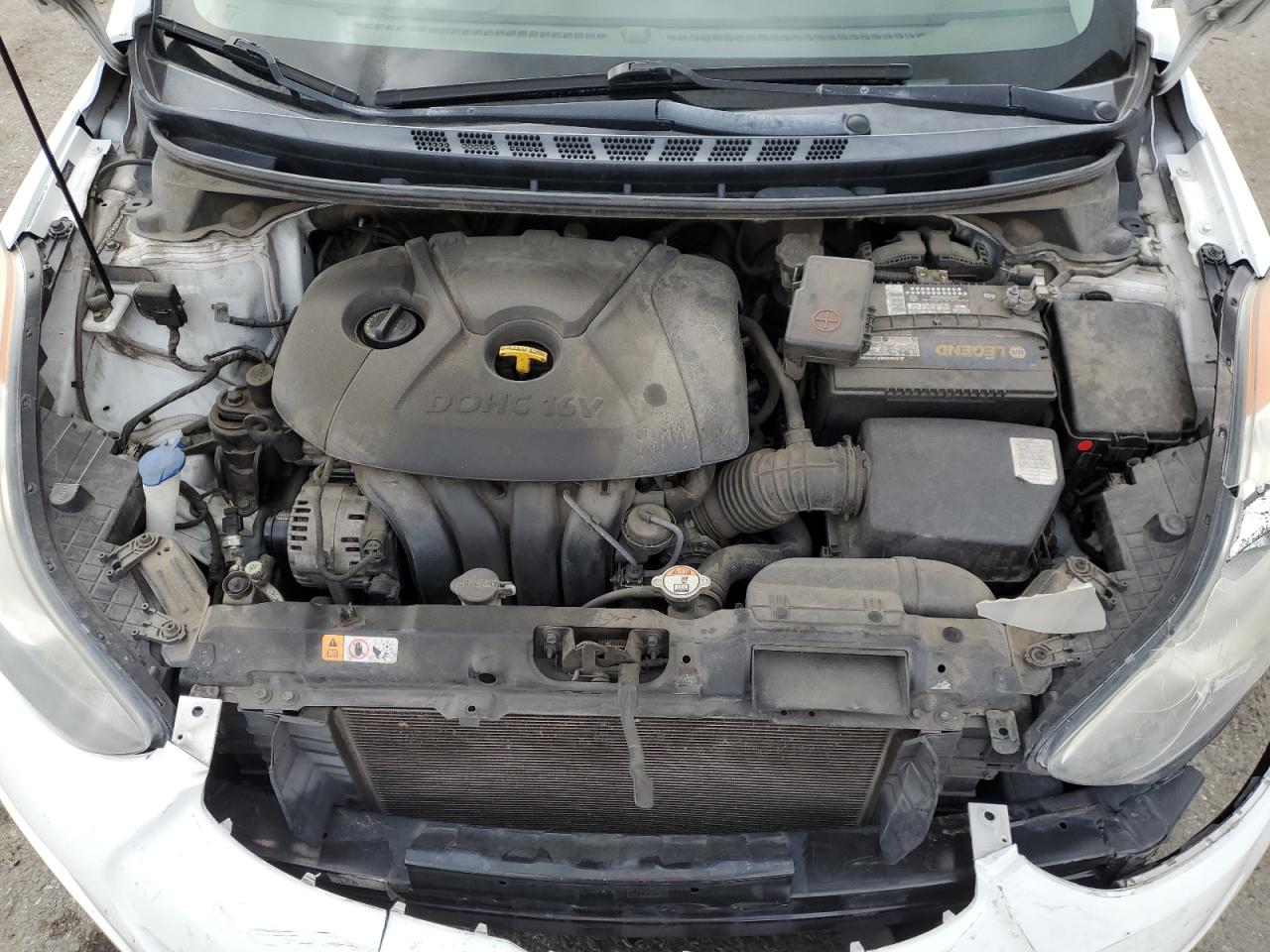 2013 Hyundai Elantra - Image 11