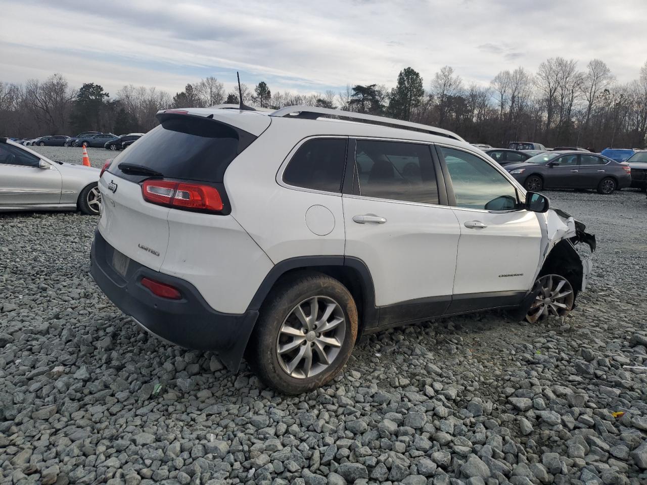 2018 Jeep Grand Cherokee - Image 3