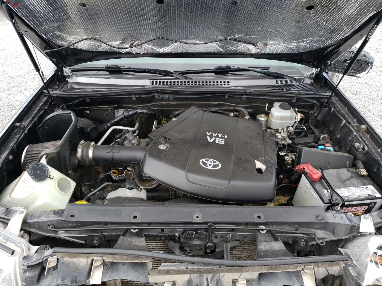 2014 Toyota Tacoma - Image 13