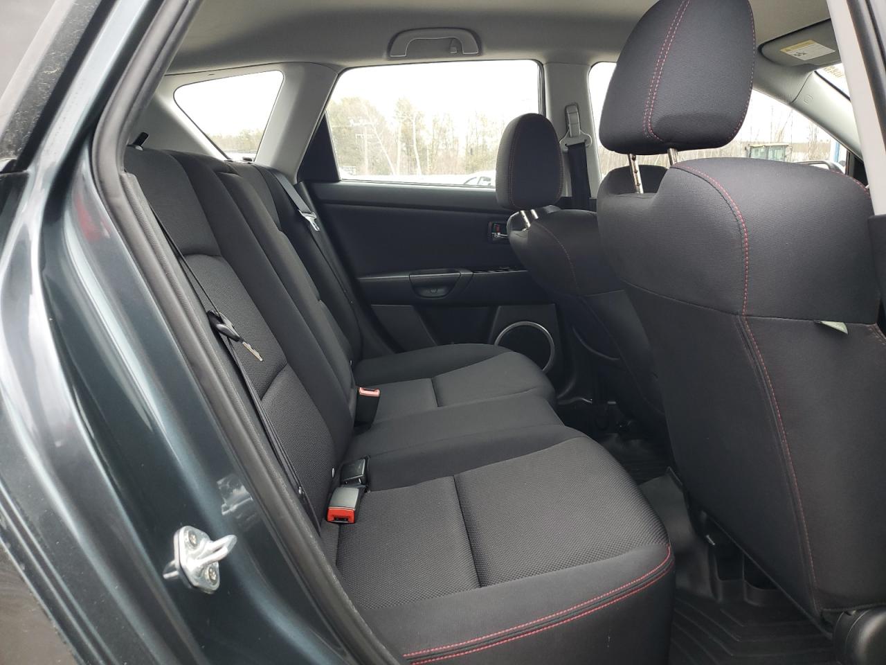 2009 Mazda 3 - Image 10