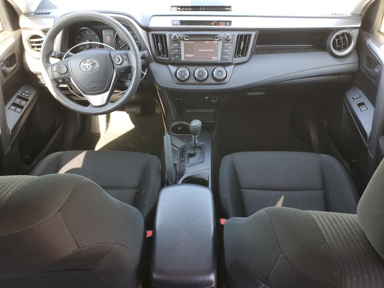 2018 Toyota RAV 4 - Image 8