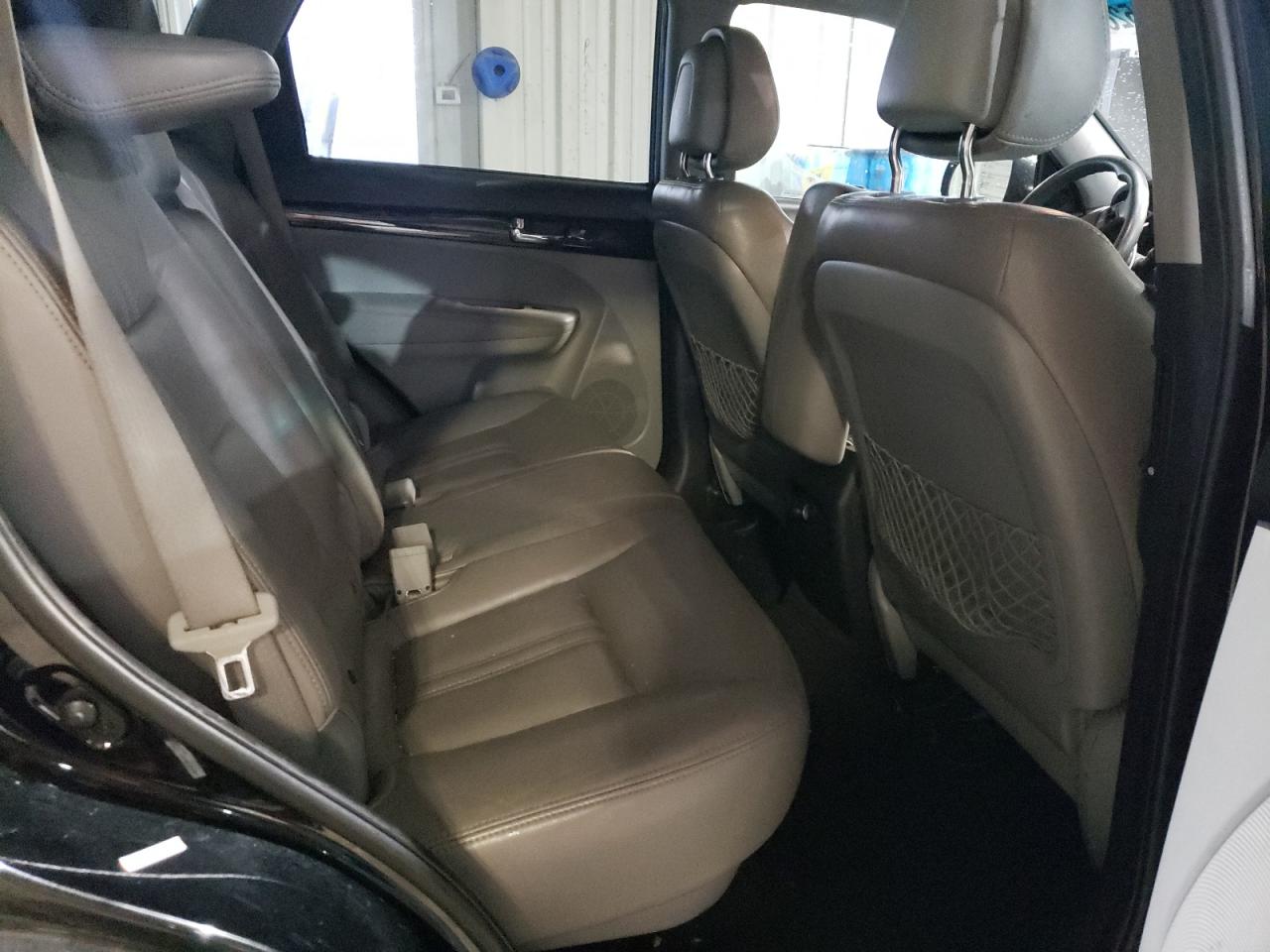 2011 Kia Sorento - Image 11