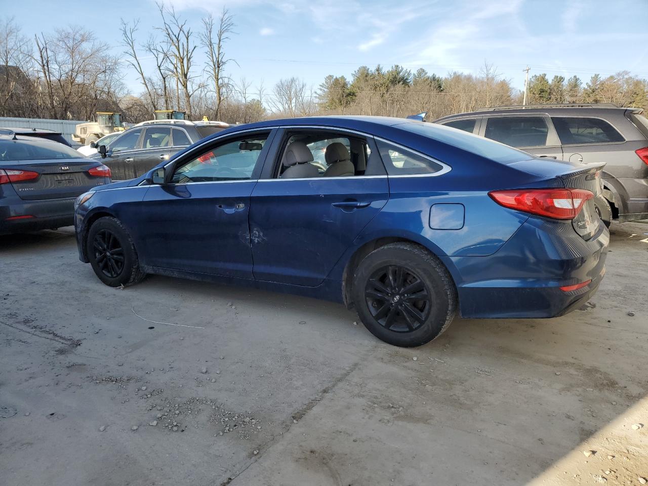 2016 Hyundai Sonata - Image 2