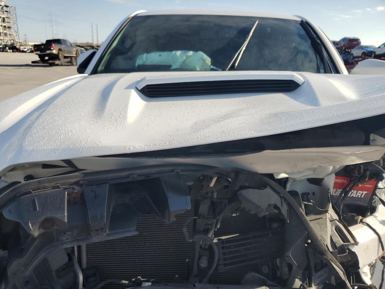 2017 Toyota Tacoma - Image 12