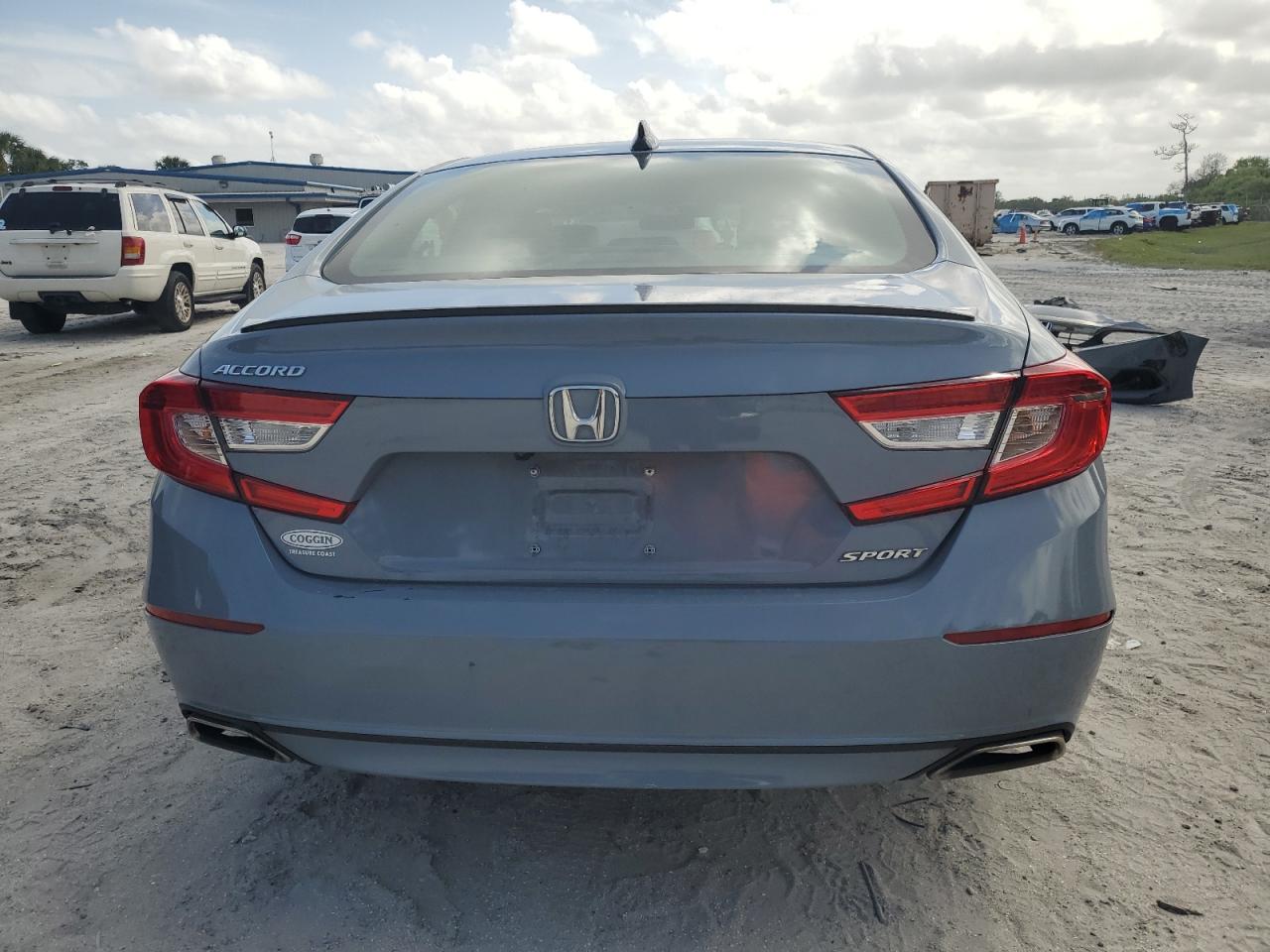 2022 Honda Accord - Image 6