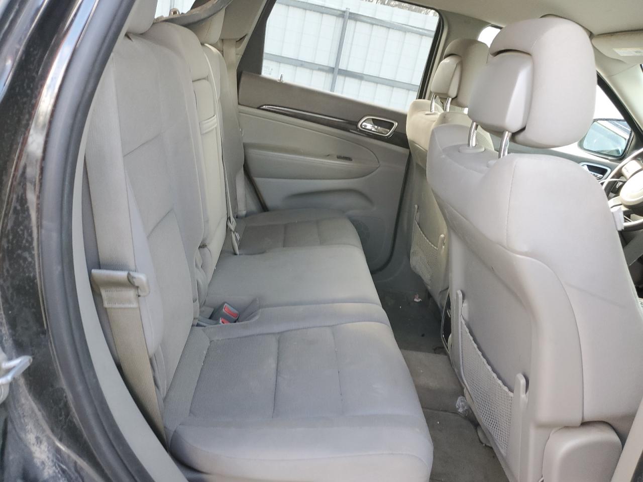 2013 Jeep Grand Cherokee - Image 11