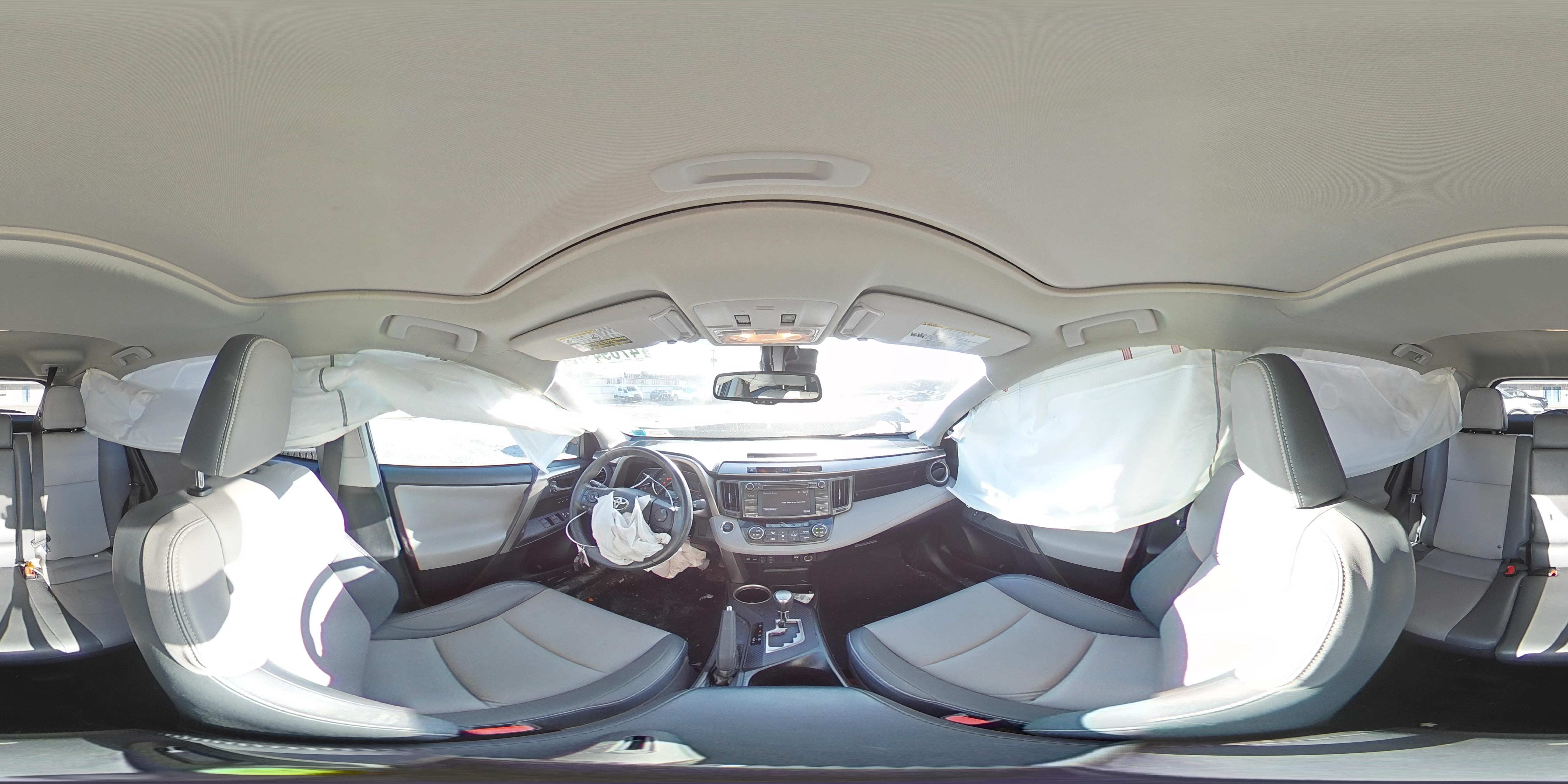 2015 Toyota RAV 4 - Image 14