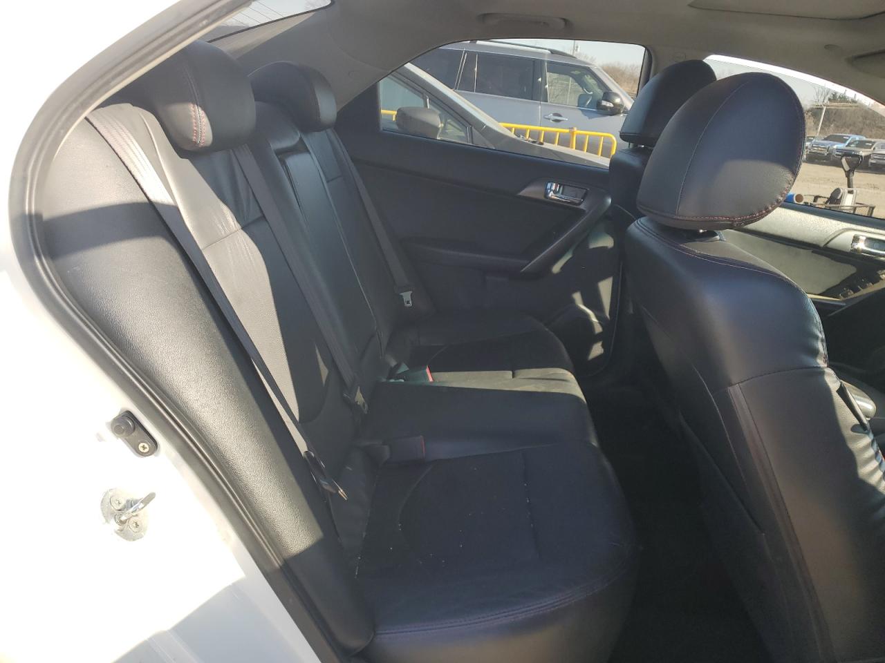 2013 Kia Forte - Image 10