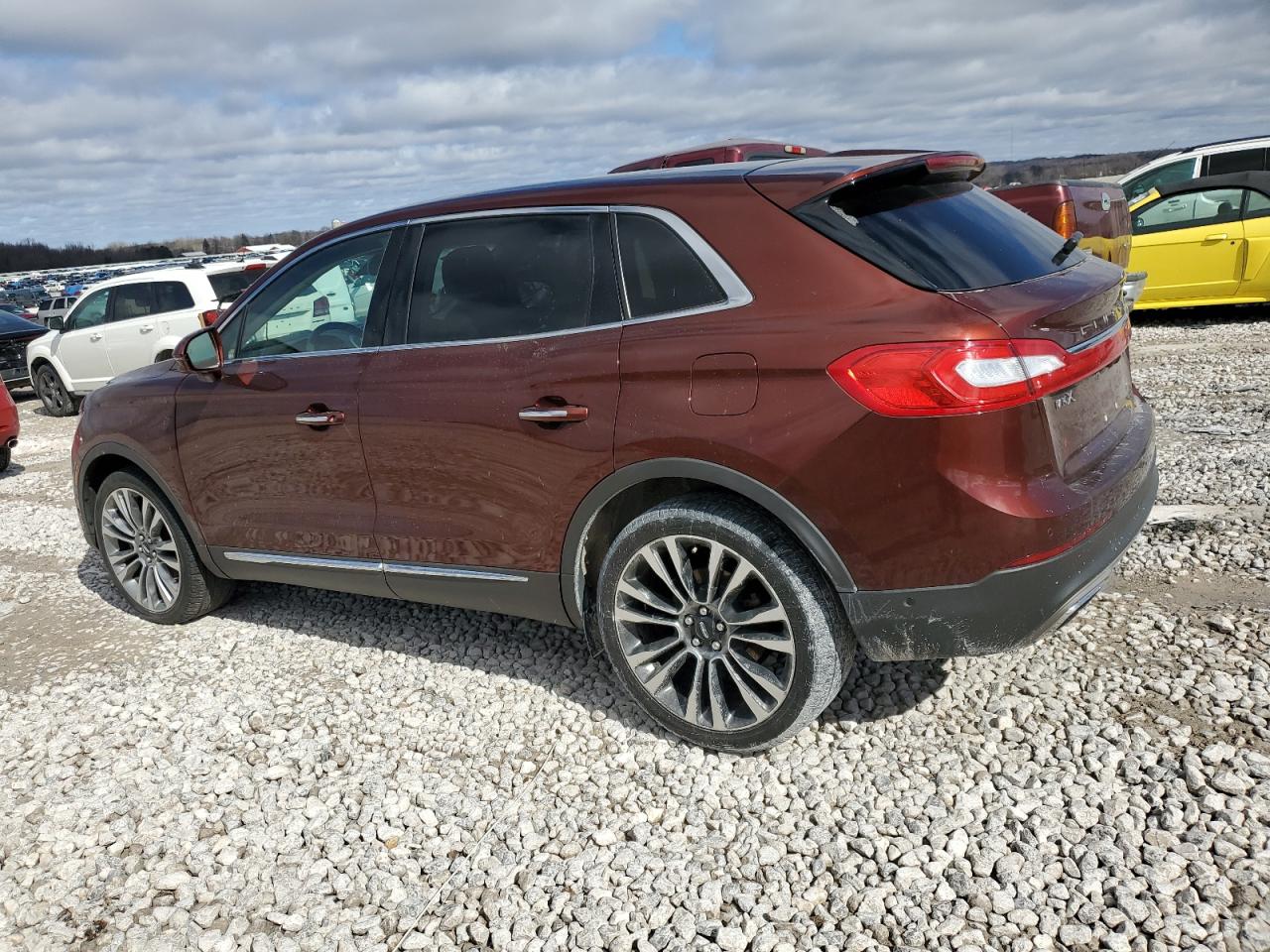 2016 Lincoln MKX - Image 2
