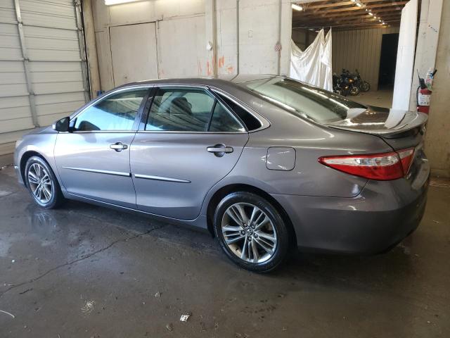  TOYOTA CAMRY 2017 Серый