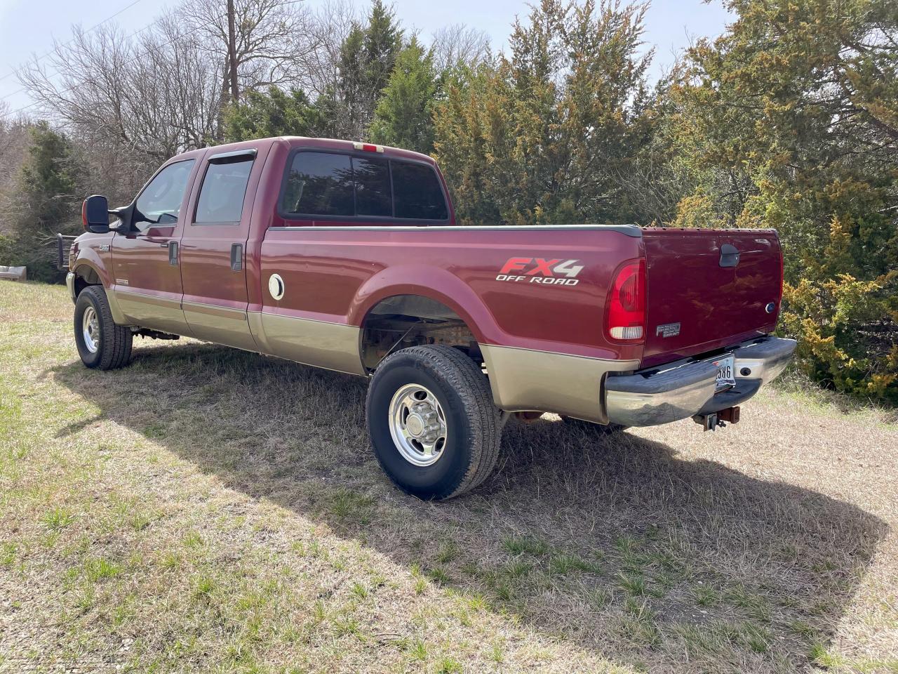 2004 Ford F350 - Image 3