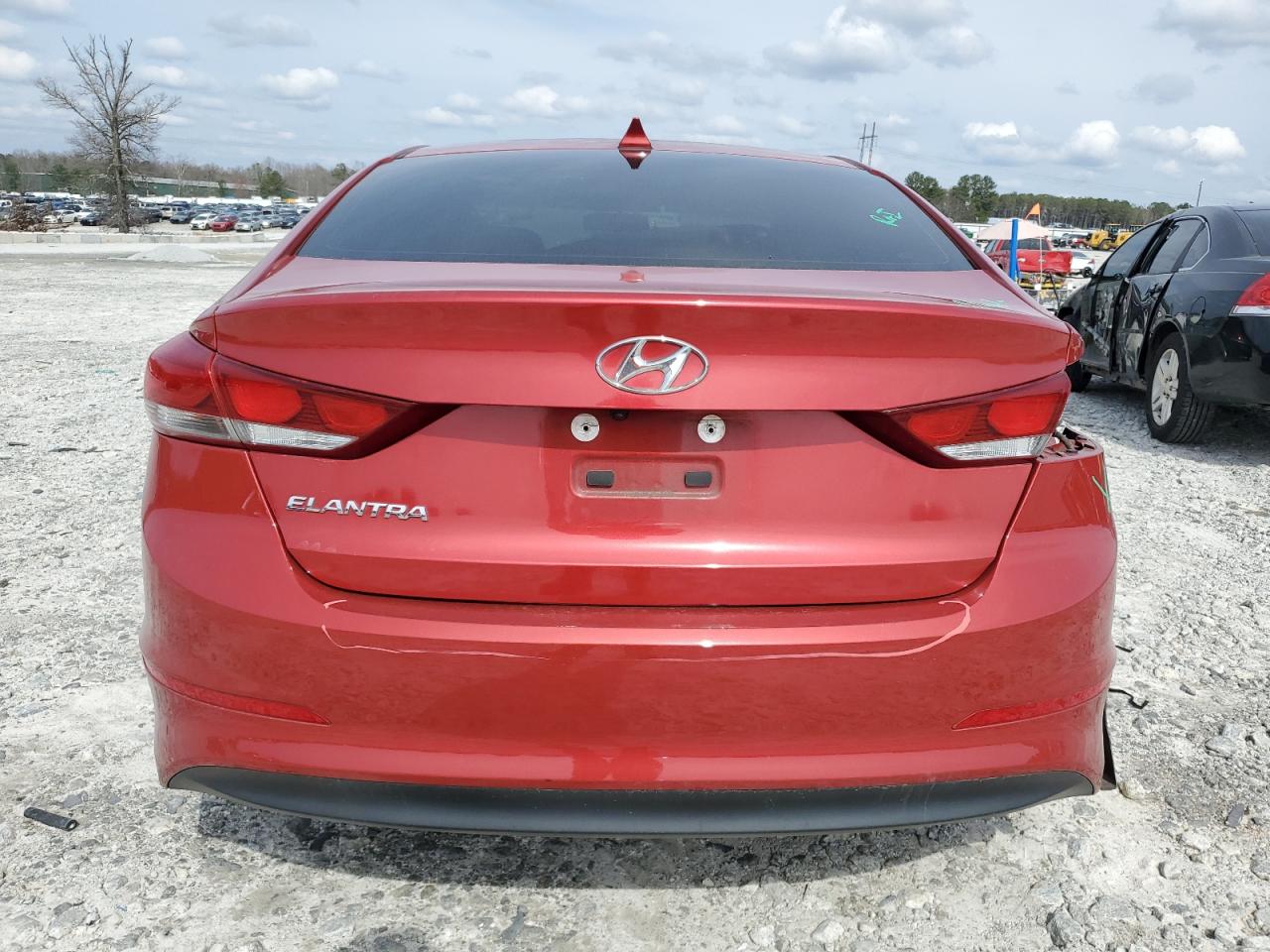 2018 Hyundai Elantra - Image 6